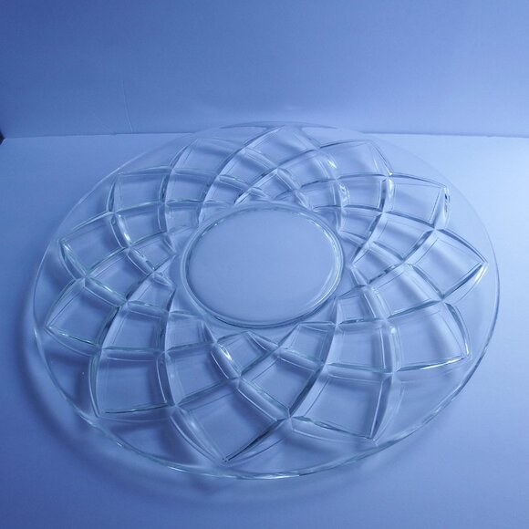 Vtg. Crystal Sun Pattern Diamond Design  17" Platter Tray - Picture 3 of 4